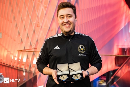 电竞赛事推动产业多元化发展的新模式